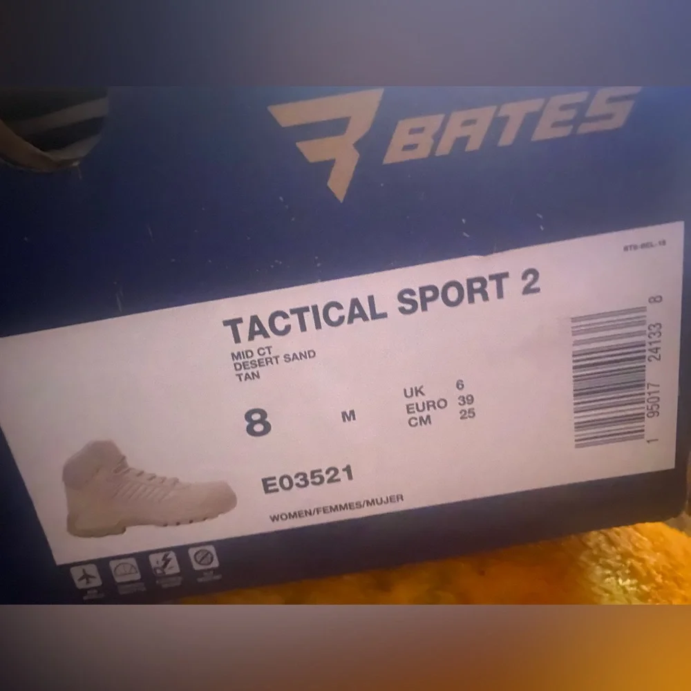 Bates Sand Tactical 2 Boots womens size 8-NWT - Picture 2 of 2